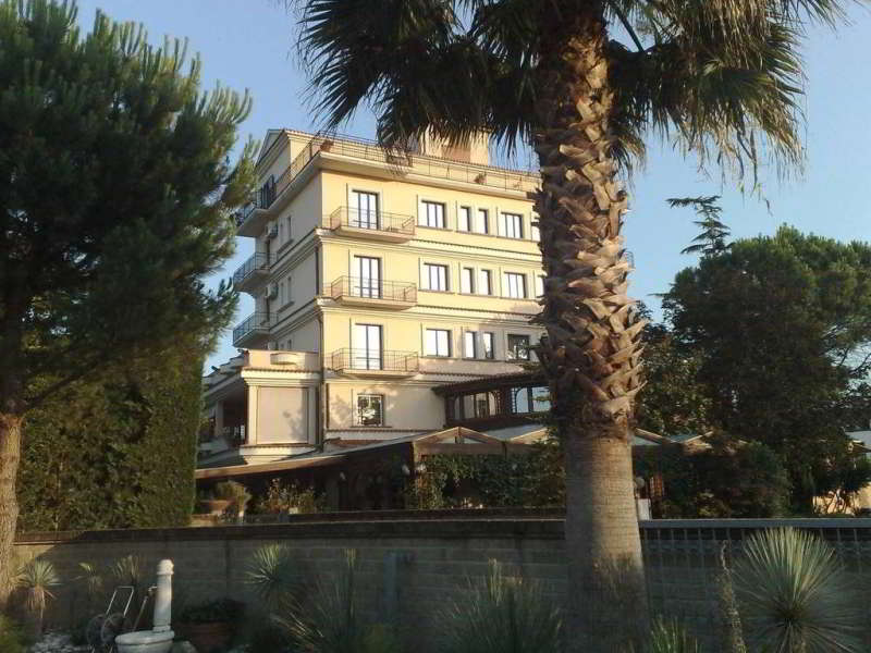 La Rotonda Hotel Ristorante 3 stelle 5